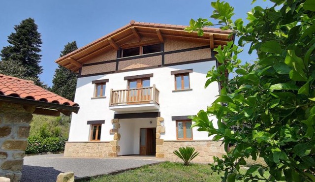 LAGA SURF Villa