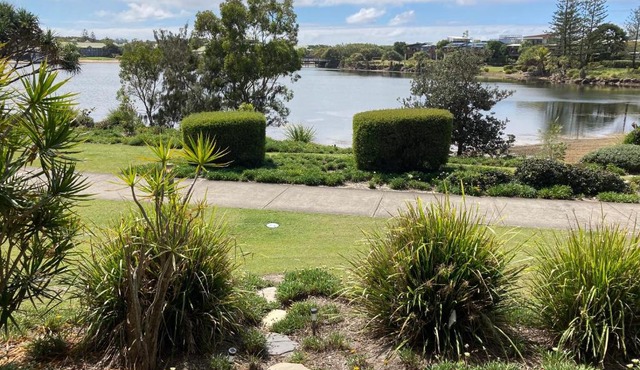 Lagoon-Front Luxury at Twin Waters Resort