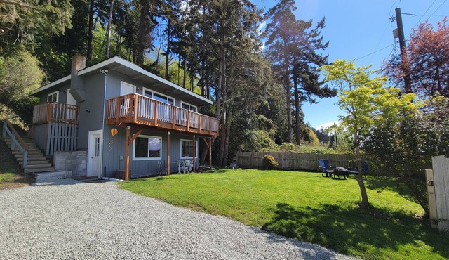 Lagoon Point Shorewood Cottage