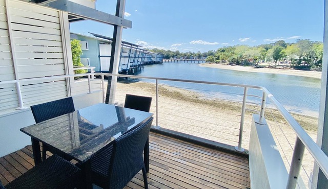 Lagoon View 1 bed Sleeps 4 - Couran Cove Resort (Wheelchair Accessible)