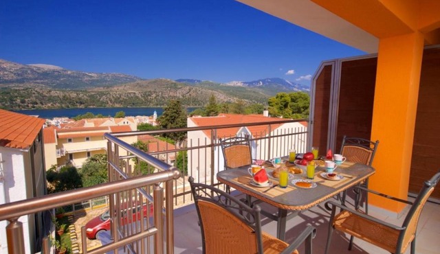 Lagoon view apartment - Orange Guest House