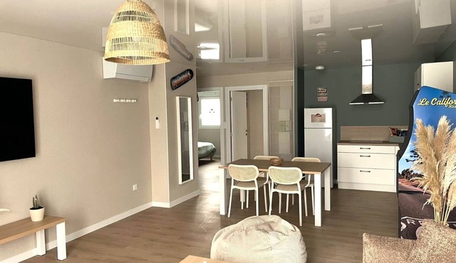 Laguna Beach - Suite in residence with swimming pool