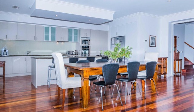 Lahinch Mews - Family Bookings Only