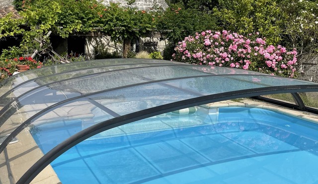 Laid Back Luxury in a Stunning Village, Walking Distance to Restaurants