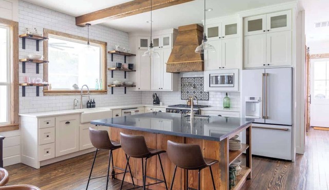 Laid-Back Luxury | Grill+Screened In Porch+Firepit