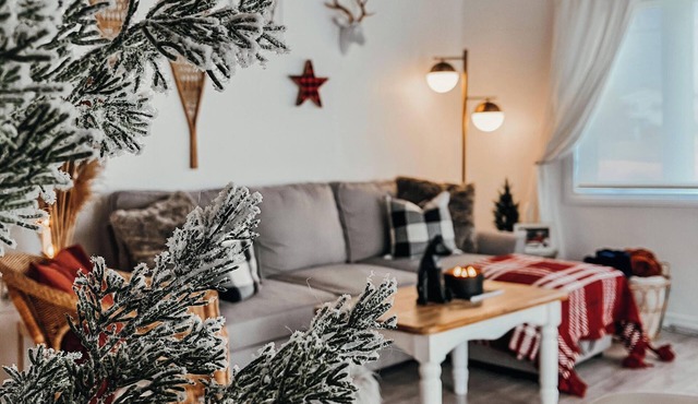 Laidback Luxury Near Prince Edward County!