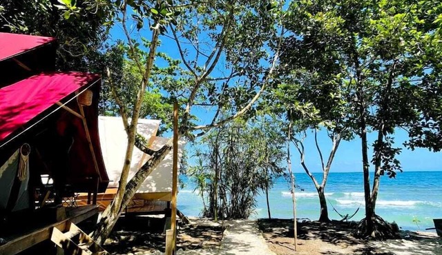 Lainkalogos Glamping