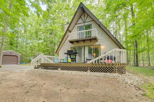 Lake Access Cabin with Deck, Fire Pit and Grill!