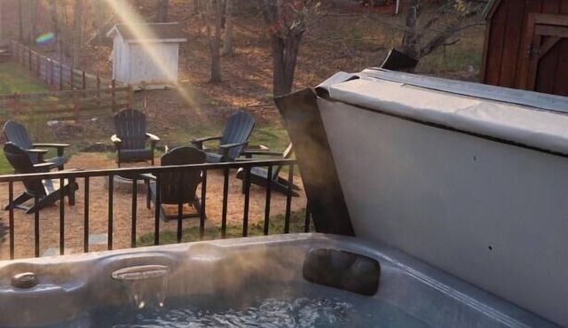 Lake Access on Chatuge: Cozy Mountain Retreat Near Lake Chatuge & Hot Tub