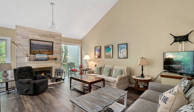 Lake Access Retreat Near Harbor Springs