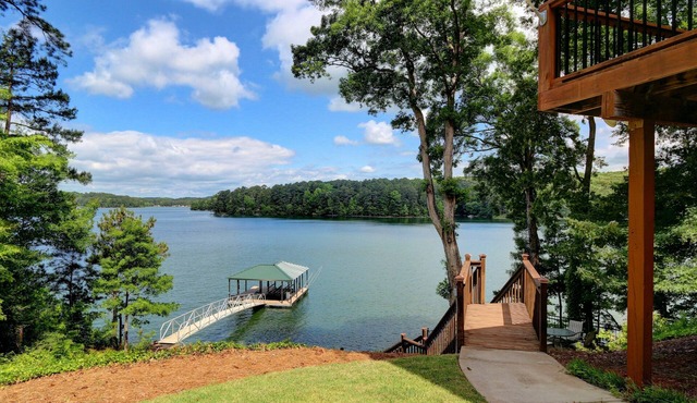 Lake Allatoona Vacation Home, Best Views - 9 Person Max, NOT for large groups.