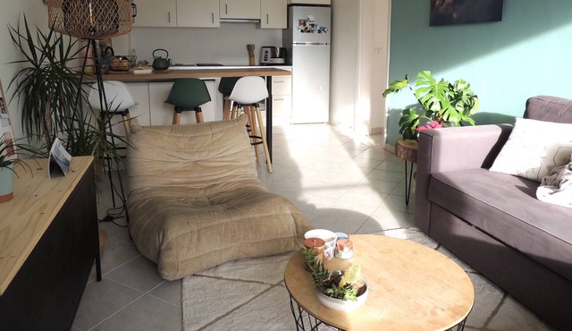 Lake and mountain view apartment