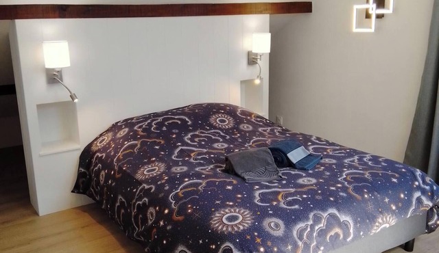 Lake and stars, New T2 in Savines, fully renovated