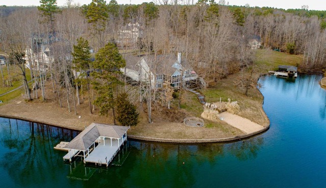 Lake Anna Cabana