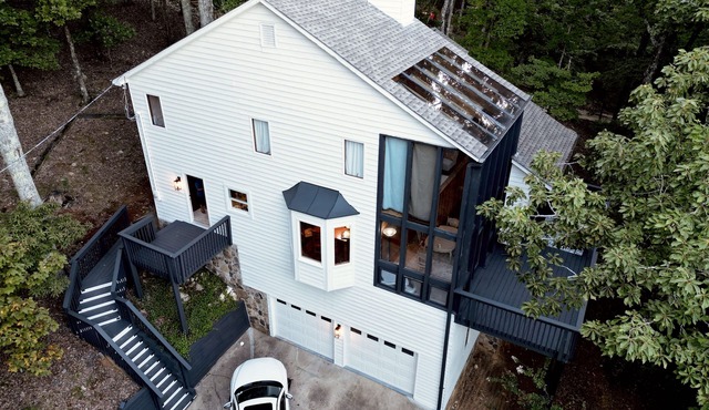 Lake Arrowhead GA Modern Rustic Private Mountain Cabin Chalet Home