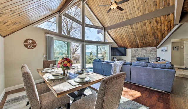 Lake Arrowhead House with Spa and Mountain and Lake Views!