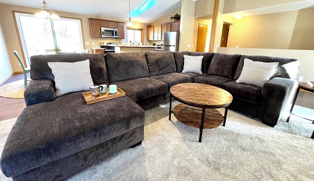 Lake Arrowhead Retreat with club pools and beaches