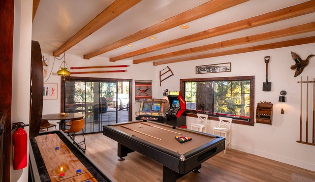 Lake Arrowhead Skyforest Chalet -Newly Remodeled