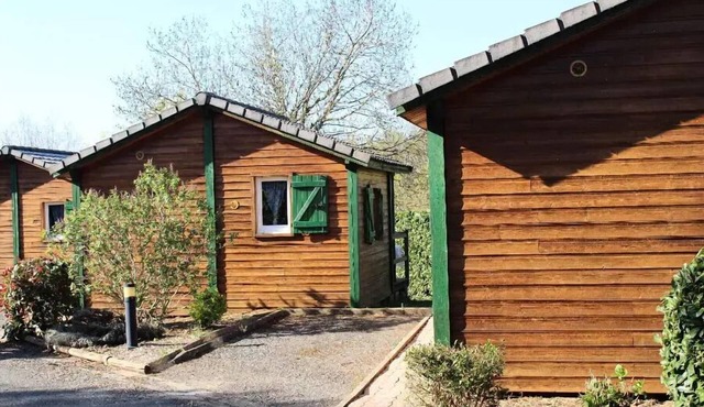 Lake Bonnefon campsite * - Chalet CONFORT 30 m2 (2 bedrooms) 4 persons