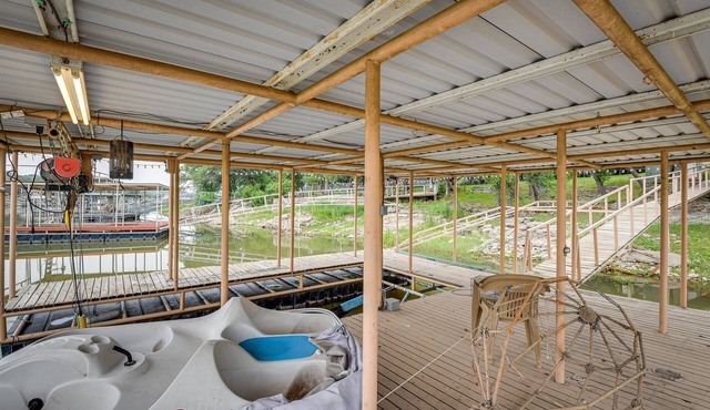Lake Brownwood Home w/Private Boat Dock!