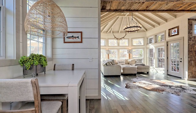 Lake Burton - Timpson Cove Luxury Cottage