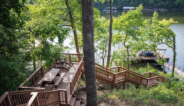 Lake Cabin & Dock - A True Ozarks Experience!