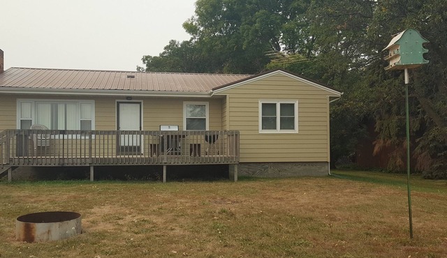 Lake Cabin for Rent on the Shores of Beautiful Devils Lake, ND.