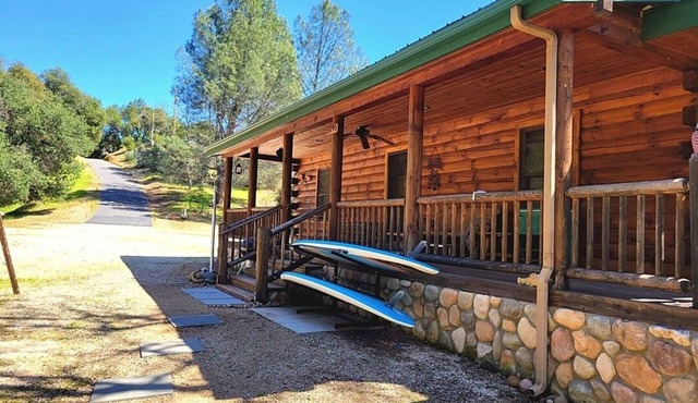 Lake Cabin on 10Acres w/Seasonal Waterfront Views