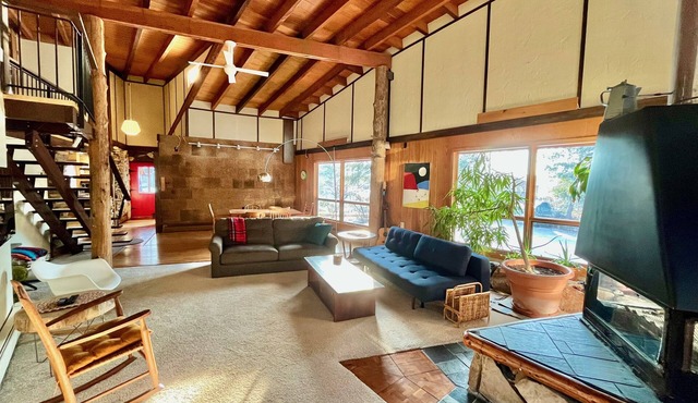Lake cabin
