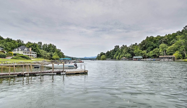 Lake Chatuge Retreat w/Dock & Mtn Views!