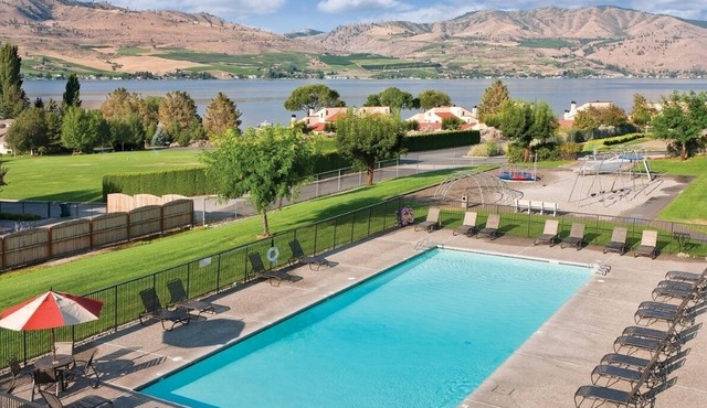 Lake Chelan | Family Lake Escape | Pool + Lake | 2BR