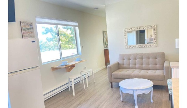 Lake Chelan/Manson Studio #2 w/ valley & mtn views