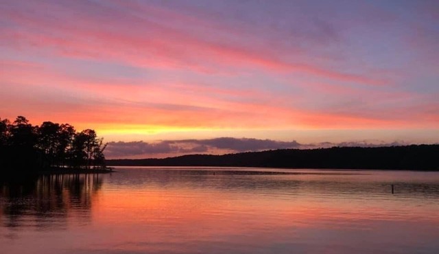 lake close
