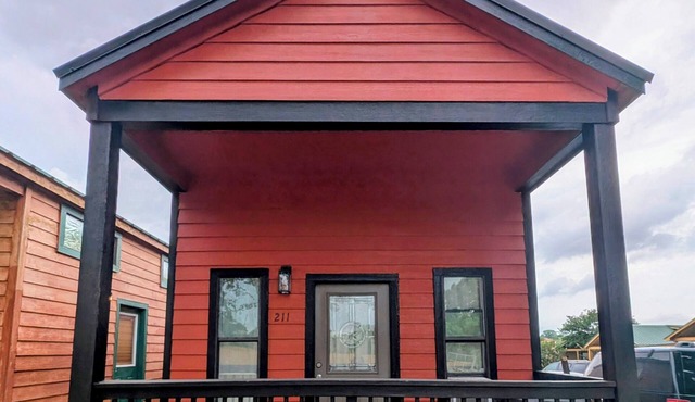 Lake Conroe Cabin Retreat in Willis, TX Pool, Hot Tub & Arcade