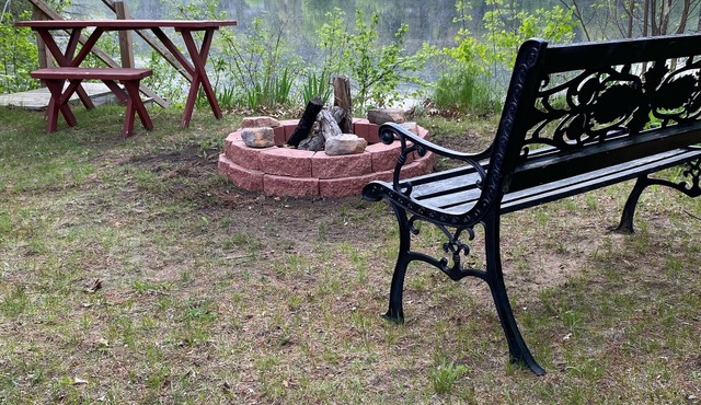 Lake Cottage 30 minutes from Wisconsin Dells.