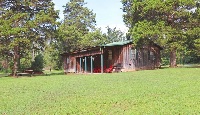 Lake Cottage On Greers Ferry Lake