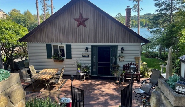 Lake Cottage · Welcome Wine · 5 min Colgate