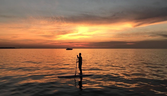 Lake Country Getaway minutes from Lake Ontario