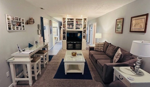 Lake Cumberland Cozy 1 Bedroom 7-3 Woodson Bend Resort Condo Bronston Ky