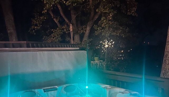 Lake Cumberland retreat with beautiful views, hot tub, and private dock