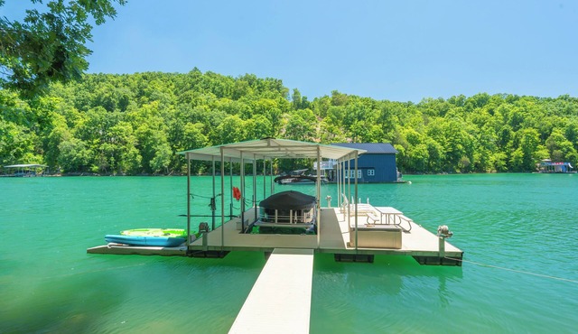 Lake Days & Sunset Nights - Beautiful 5 bedroom house on Norris Lake w/dock!