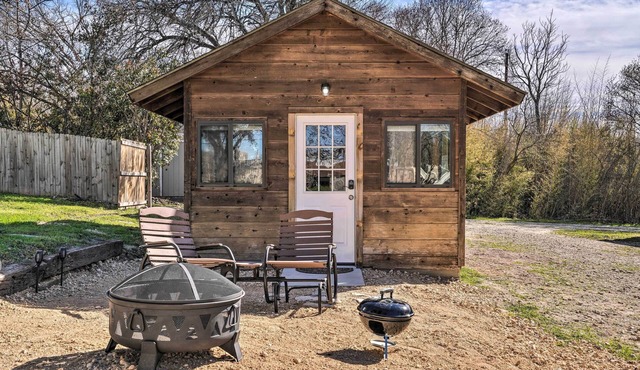 Lake Dunlap Studio w/Shared Boat Ramp, Dock
