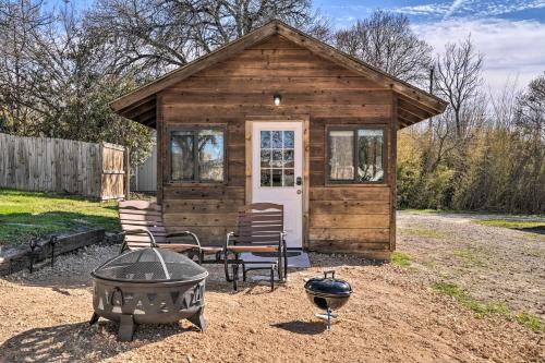Lake Dunlap Studio w/Shared Boat Ramp, Dock