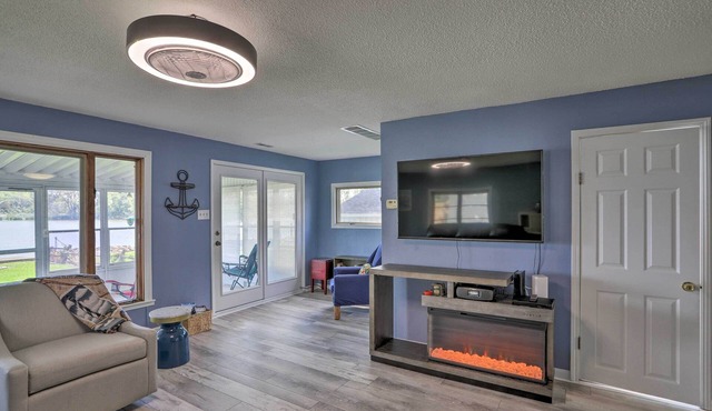 Lake Erie Waterfront Home w/Sunroom & Yard!
