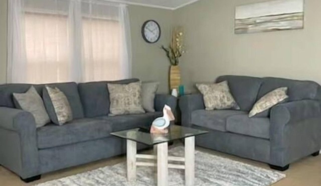 Lake Escape Cottage (waterfront, jacuzzi, parking)
