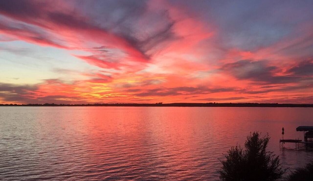 Lake Escape|HotTub+Kayak+Paddleboards|Sleeps12