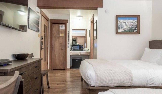 Lake Escape-Minutes to Lake & Ski Areas