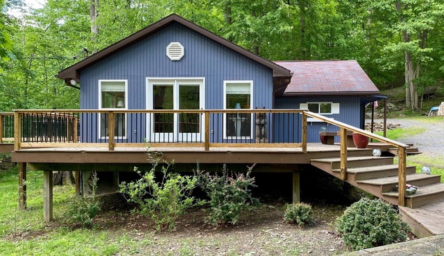 Lake Escape - Private Getaway near Tygart Lake State Park