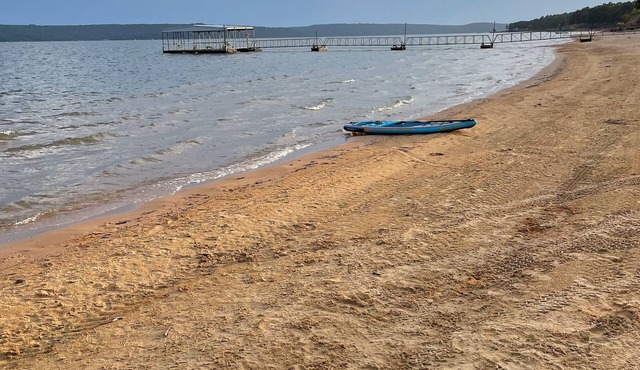Lake Eufaula, OK Lakefront house on the beach.nSleeps 8, 3 bedroom, 2 bath