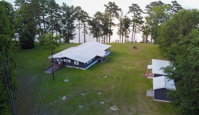 Lake Eufaula Waterfront Home - Paradise Point